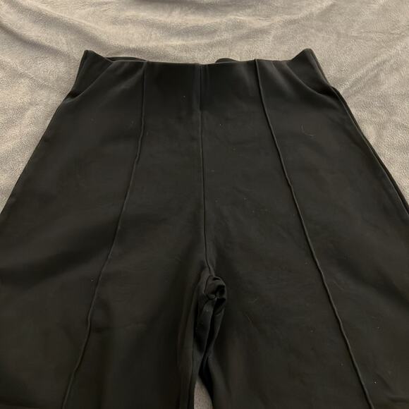 Betty Blue Vintage Black Stretch Knit Stirrup Pants Size Junior Large Wide Waist - Picture 6 of 10